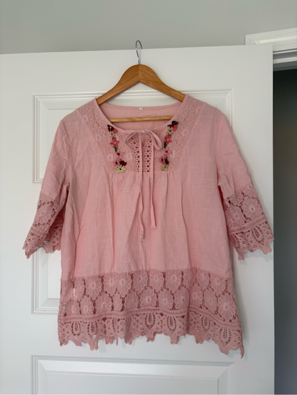 Embroidered Ethereal Pink Lace Floral Coquette Peasant Spring Top Size Medium